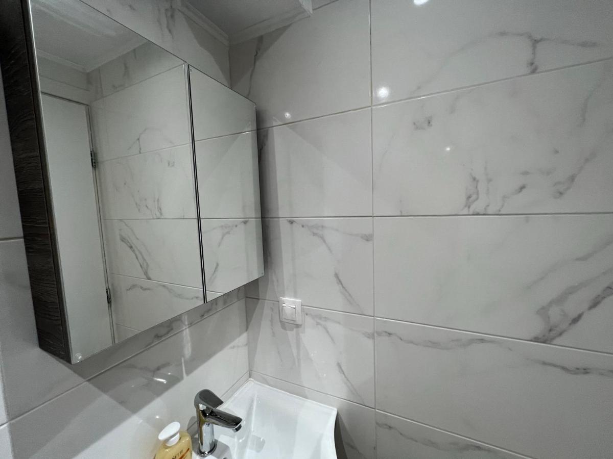 Cozy Corner Apartment อเล็กซานโดรโพลิส ภายนอก รูปภาพ