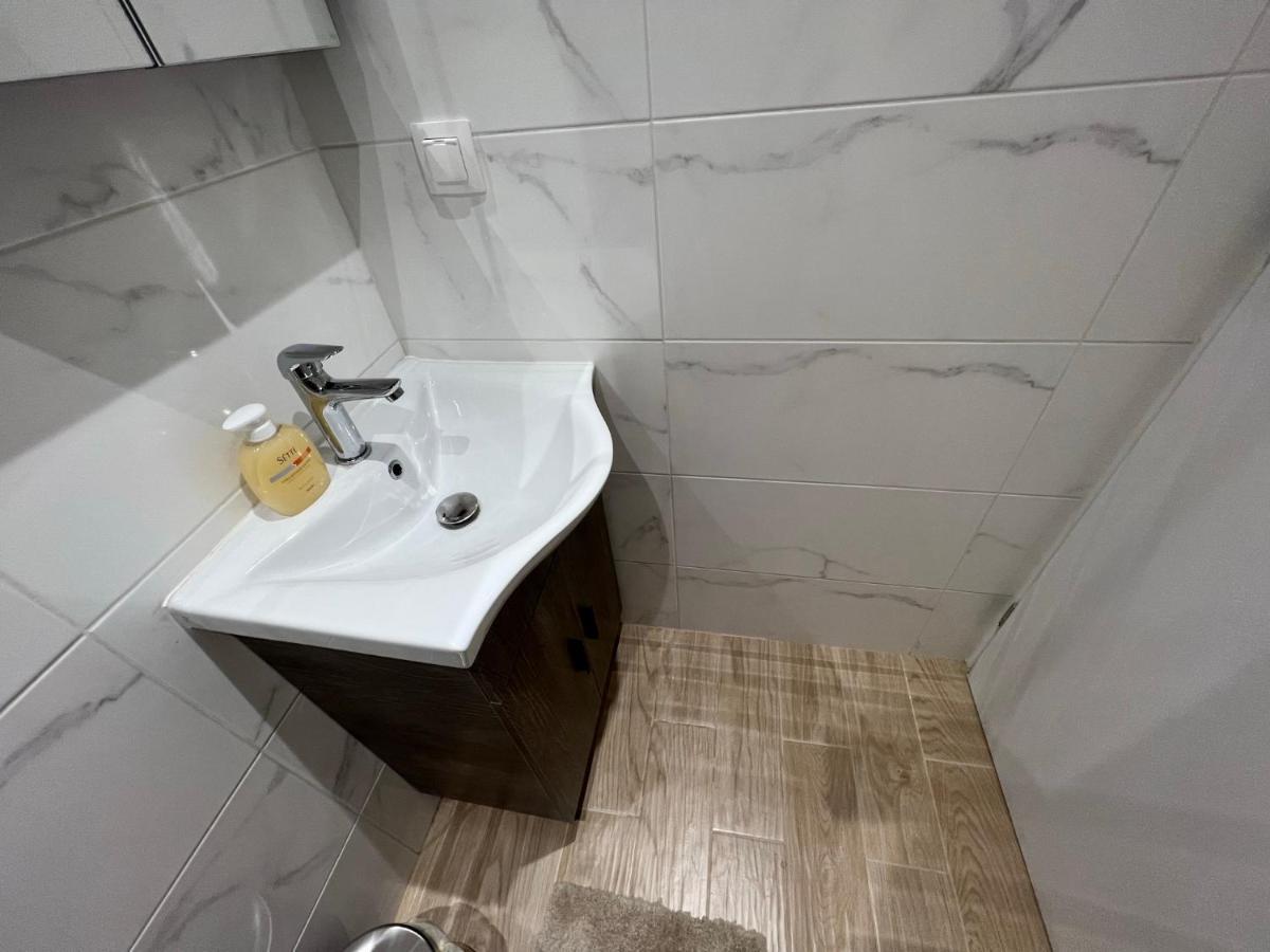 Cozy Corner Apartment อเล็กซานโดรโพลิส ภายนอก รูปภาพ